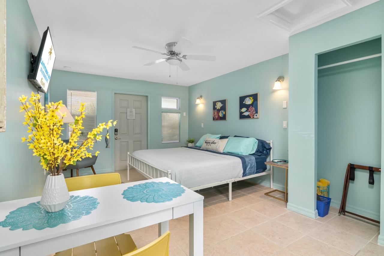Latitude 26 Waterfront Boutique Resort - 博尼塔斯普林斯 外观 照片