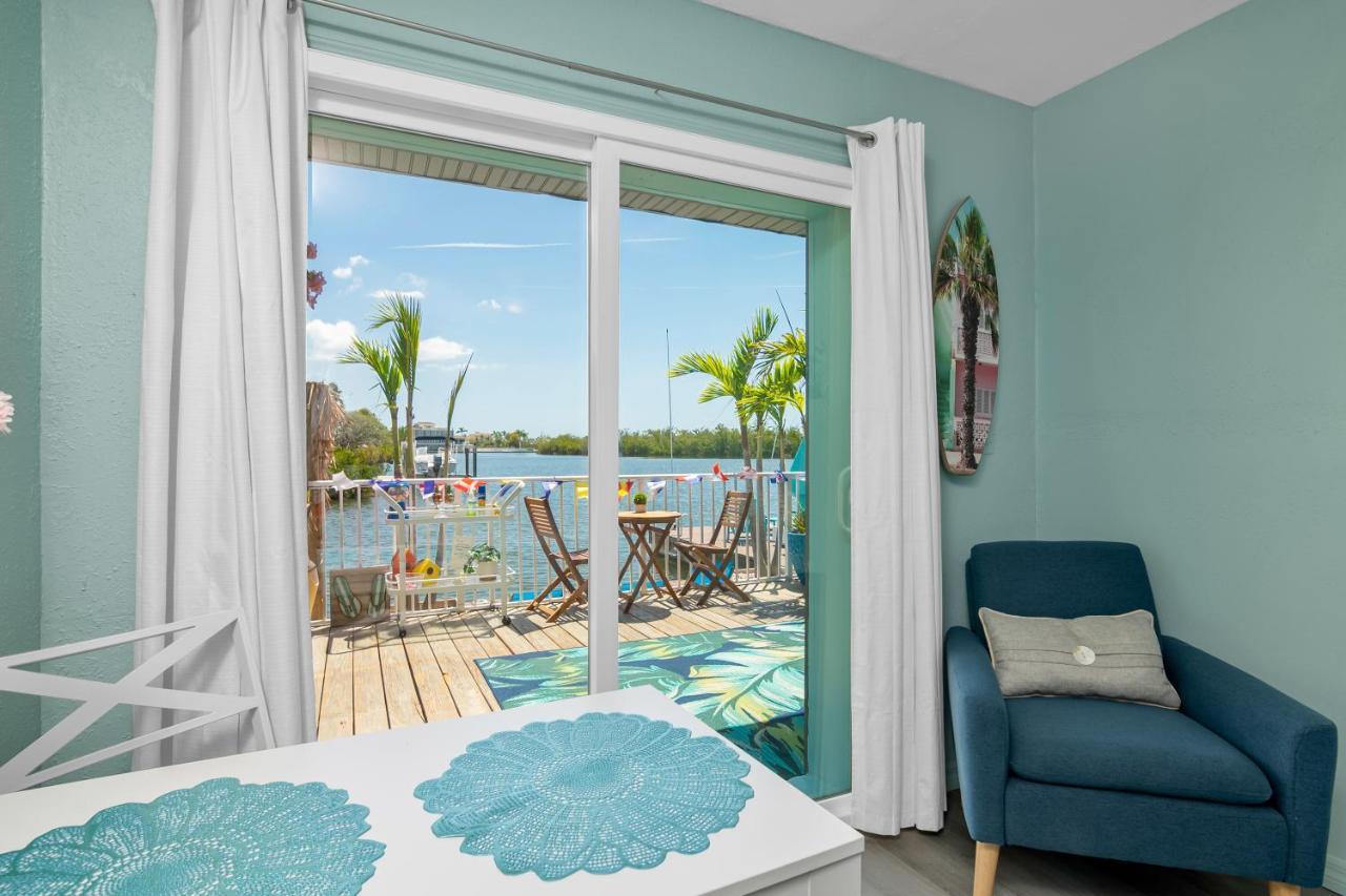 Latitude 26 Waterfront Boutique Resort - 博尼塔斯普林斯 外观 照片