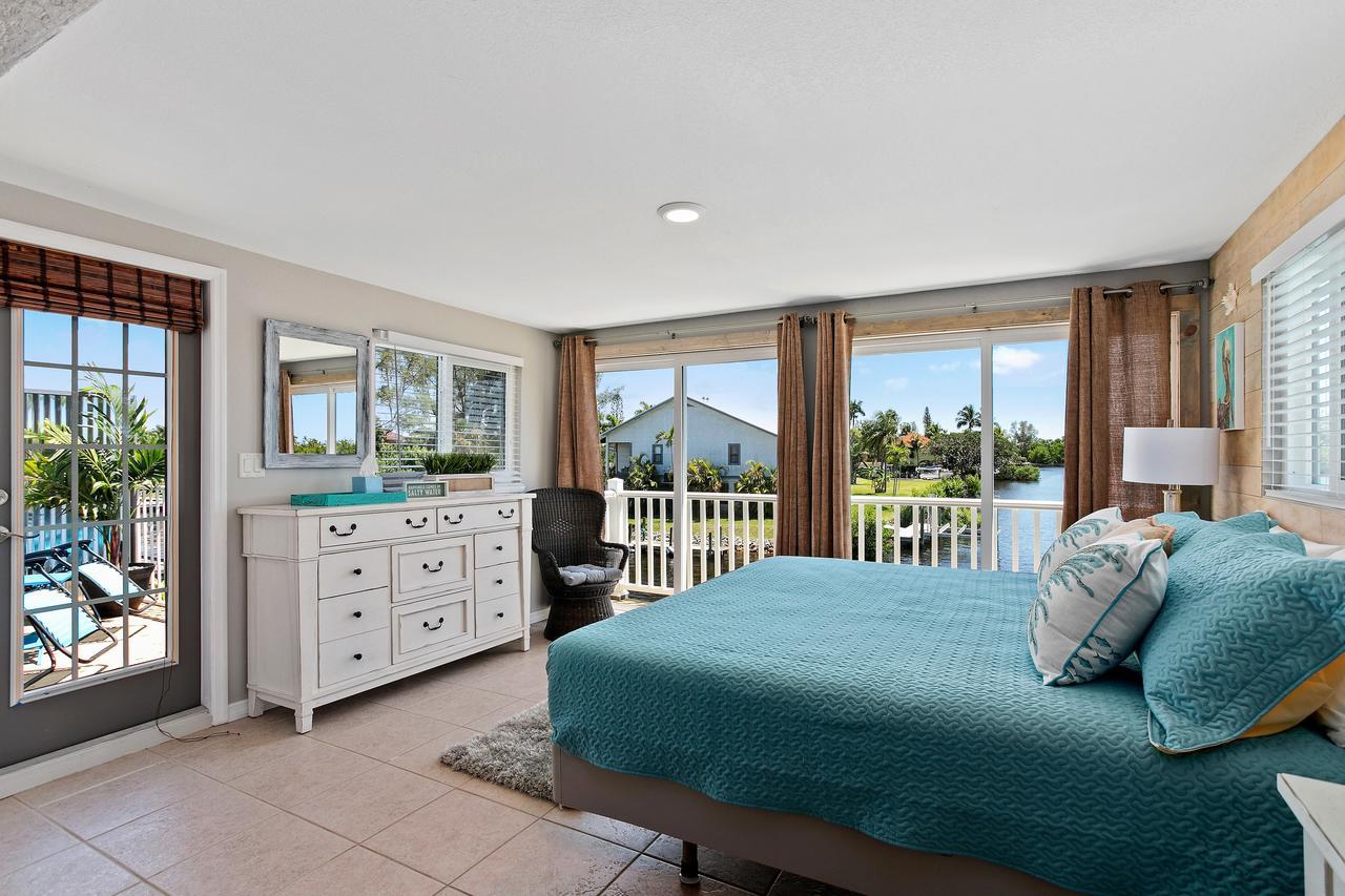 Latitude 26 Waterfront Boutique Resort - 博尼塔斯普林斯 外观 照片