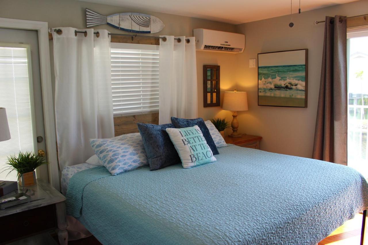 Latitude 26 Waterfront Boutique Resort - 博尼塔斯普林斯 外观 照片